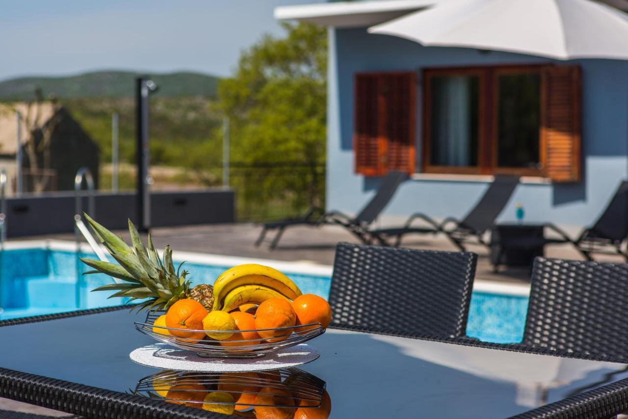 Holiday Home Villa Marija Radosic  外观 照片