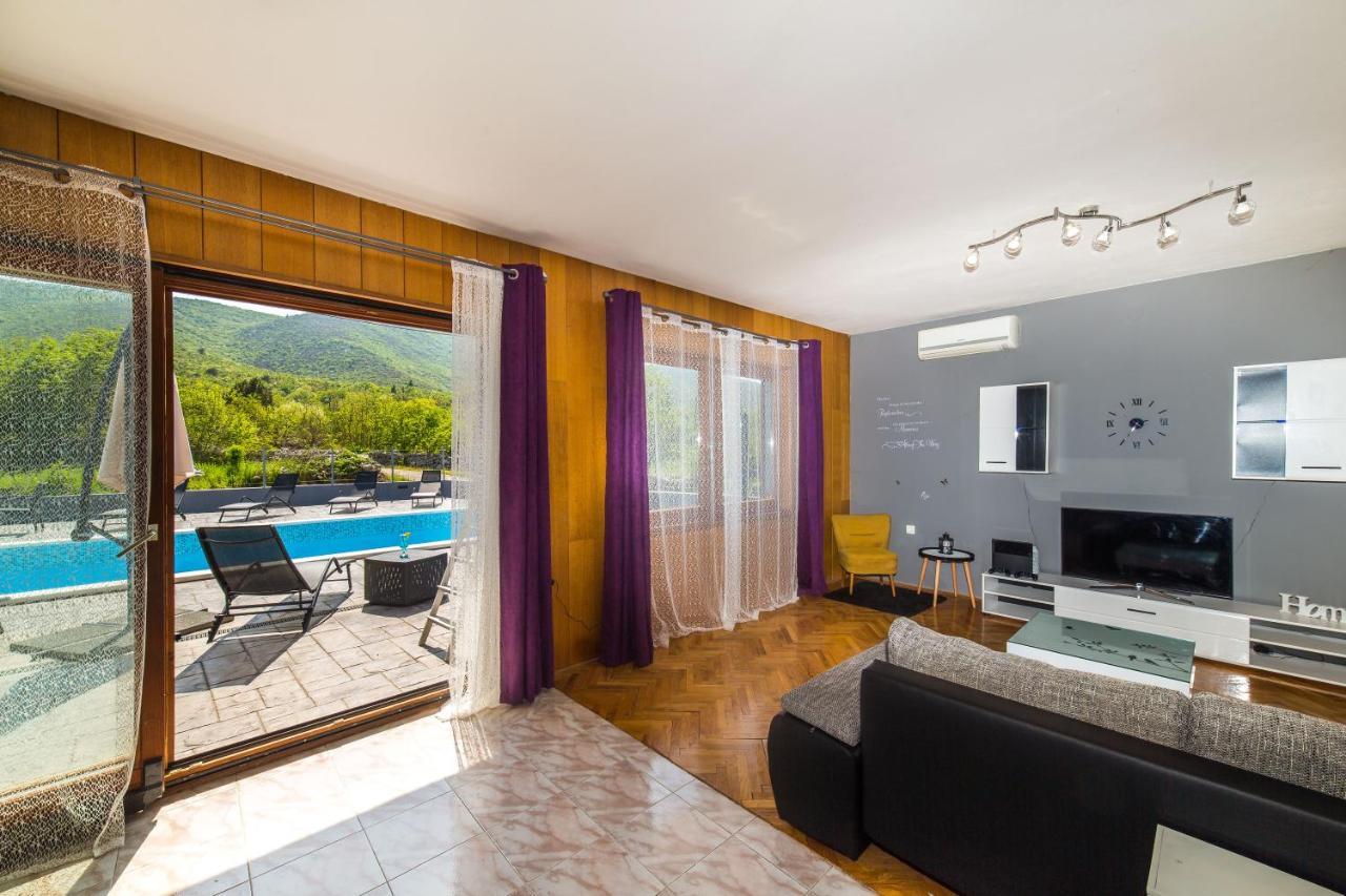Holiday Home Villa Marija Radosic  外观 照片