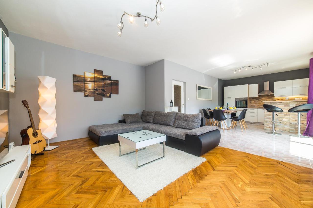 Holiday Home Villa Marija Radosic  外观 照片